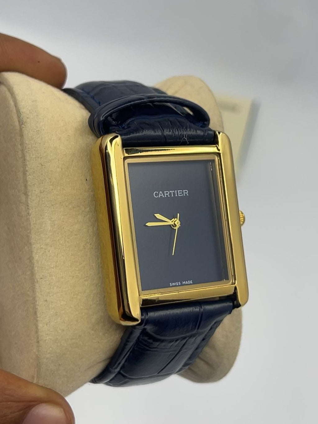 Cartier Tank Louis Cartier Luxury Watch – Black Lacquer Dial & Gold Case